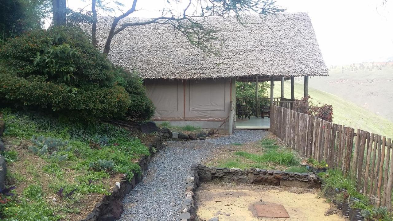 Maili Saba Camp Vila Nakuru Exterior foto