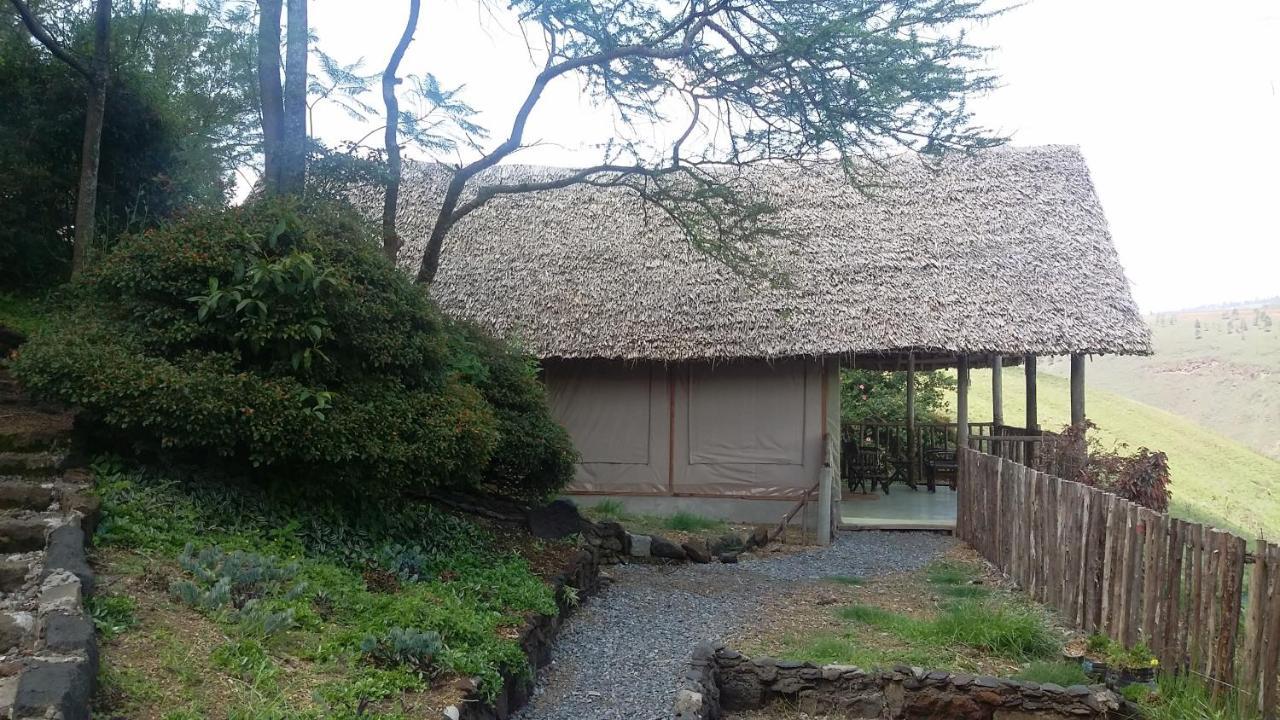 Maili Saba Camp Vila Nakuru Exterior foto