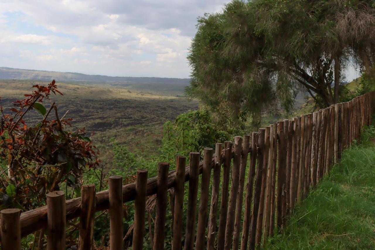 Maili Saba Camp Vila Nakuru Exterior foto