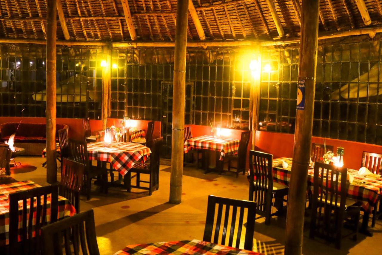 Maili Saba Camp Vila Nakuru Exterior foto