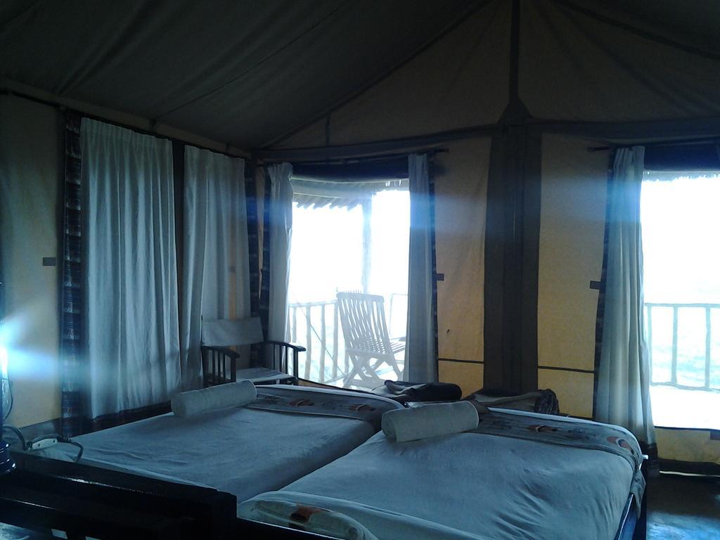 Maili Saba Camp Vila Nakuru Quarto foto